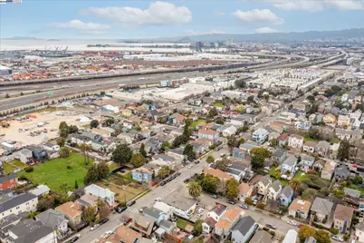 1745 Chase St, Oakland, CA 94607 - Photo 21