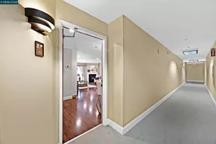 2550 Oak Rd, Walnut Creek, CA 94597 - Photo 23