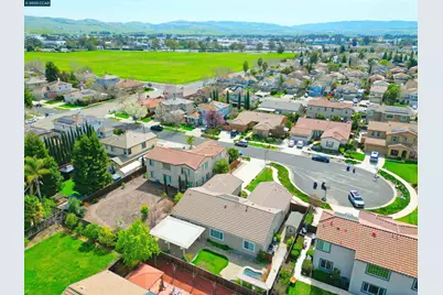 6432 Laurel Creek Pl, Livermore, CA 94551 - Photo 37