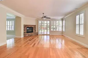 531 Half Moon Ct, Discovery Bay, CA 94505 - Photo 15