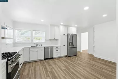 2251 Pacheco St, Concord, CA 94520 - Photo 11