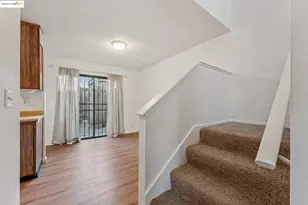 9663 Elmview, Oakland, CA 94603 - Photo 15