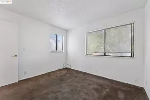 9663 Elmview, Oakland, CA 94603 - Photo 31