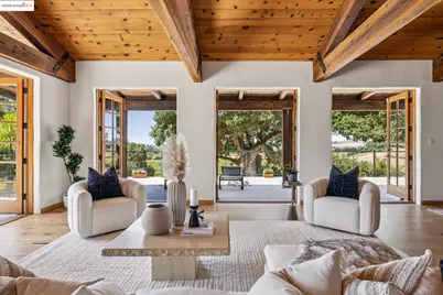 1531 Foster Rd, Napa, CA 94558 - Photo 11