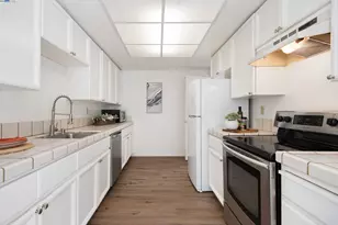 3754 Stoneglen N, Richmond, CA 94806 - Photo 7