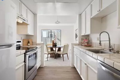 3754 Stoneglen N, Richmond, CA 94806 - Photo 9