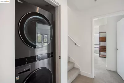 438 Grand Ave #401, Oakland, CA 94612 - Photo 27