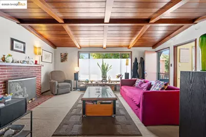 462 Cavour St, Oakland, CA 94618 - Photo 9