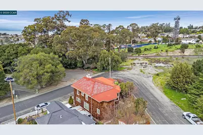 2581 Charles Ave, Pinole, CA 94564 - Photo 43