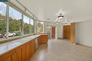 2581 Charles Ave, Pinole, CA 94564 - Photo 17