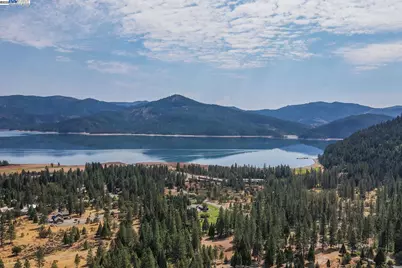 250 Mary Ave., Trinity Center, CA 96091 - Photo 3