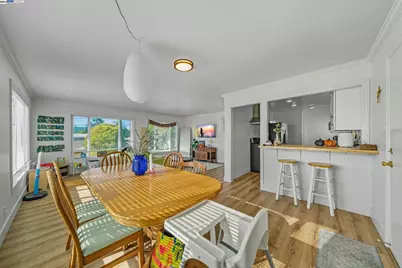 17 Prospect Dr, San Rafael, CA 94901 - Photo 13