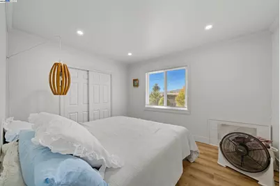 17 Prospect Dr, San Rafael, CA 94901 - Photo 19