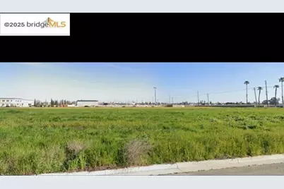 1255 Montclaire Dr, Ceres, CA 95307 - Photo 1