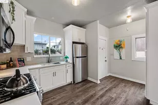 1641 20th St, Oakland, CA 94606 - Photo 13