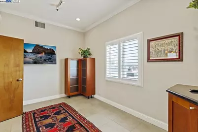 212 9th St, Oakland, CA 94607 - Photo 11