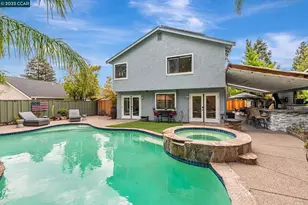 2207 Bridgeport Way, Martinez, CA 94553 - Photo 27