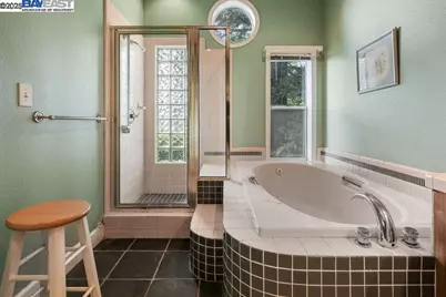 6038 Gleneagles Court, Redding, CA 96003 - Photo 37