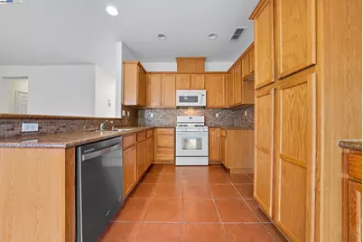 775 Sweetwood Ln, Patterson, CA 95363 - Photo 15