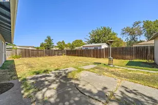 2203 Sherman Dr, Pleasant Hill, CA 94523 - Photo 13
