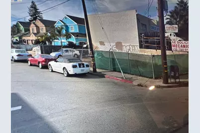 2798 Middlefield Rd, Redwood City, CA 94063 - Photo 1