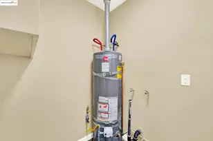 2125 102nd Ave, Oakland, CA 94603 - Photo 11