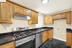 2125 102nd Ave, Oakland, CA 94603 - Photo 5