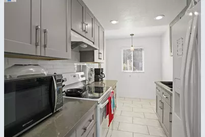 2600 Giant Road #28, San Pablo, CA 94806 - Photo 7