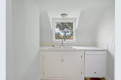 742 B St, Hayward, CA 94541 - Photo 59