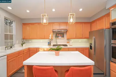 6223 Newhaven Ln, Vallejo, CA 94591 - Photo 9