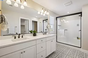 15492 Warbler Pl, Lathrop, CA 95330 - Photo 29