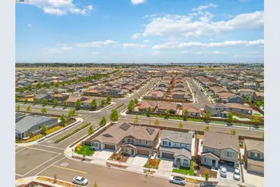 15492 Warbler Pl, Lathrop, CA 95330 - Photo 39