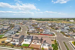 15492 Warbler Pl, Lathrop, CA 95330 - Photo 41