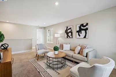 15492 Warbler Pl, Lathrop, CA 95330 - Photo 21