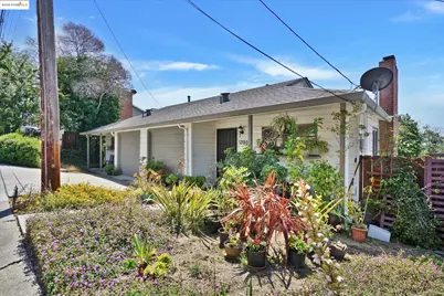 1390 Highland Blvd, Hayward, CA 94542 - Photo 9