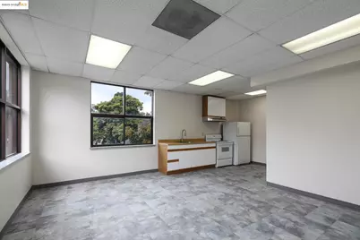 520 520 27th Street, Oakland, CA 94612 - Photo 11