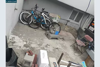 1161 64th St, Oakland, CA 94608 - Photo 9