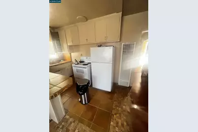 1161 64th St, Oakland, CA 94608 - Photo 19
