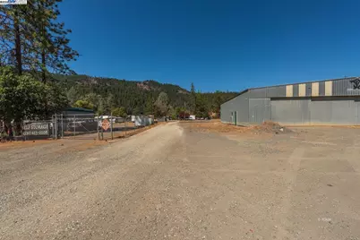 30661 State Hwy 3, Douglas City, CA 96024 - Photo 13