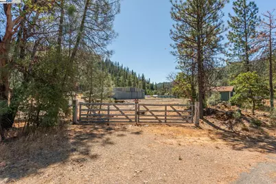30661 State Hwy 3, Douglas City, CA 96024 - Photo 19