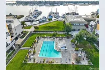 1 Embarcadero #161, Oakland, CA 94607 - Photo 17