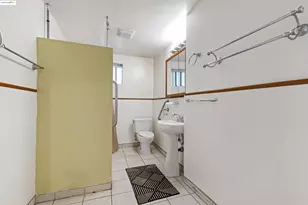 1444 14th St, Oakland, CA 94607 - Photo 43