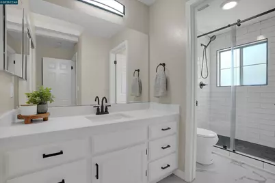 235 Pebblecreek Ct, Martinez, CA 94553 - Photo 25