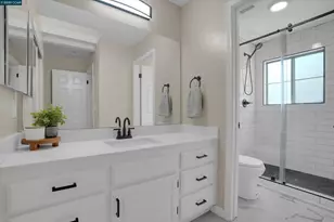 235 Pebblecreek Ct, Martinez, CA 94553 - Photo 25