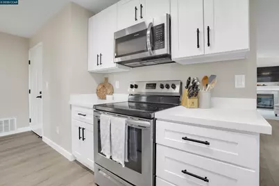 235 Pebblecreek Ct, Martinez, CA 94553 - Photo 15