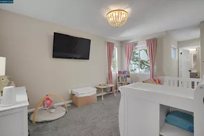 235 Pebblecreek Ct, Martinez, CA 94553 - Photo 17