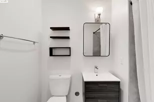 410 Webster St, Oakland, CA 94607 - Photo 19