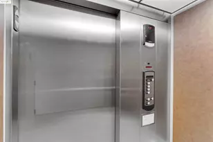 410 Webster St, Oakland, CA 94607 - Photo 13