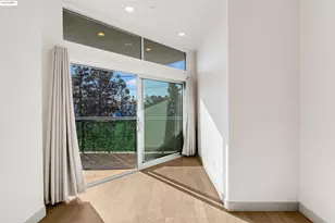 410 Webster St, Oakland, CA 94607 - Photo 27