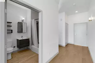 410 Webster St, Oakland, CA 94607 - Photo 17